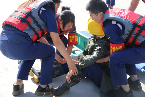 “以‘演’促防 以‘練’備戰(zhàn)”公司保稅區(qū)廠區(qū)開(kāi)展2024年自然災(zāi)害（防臺(tái)風(fēng)、防汛）處置演練活動(dòng)652.png